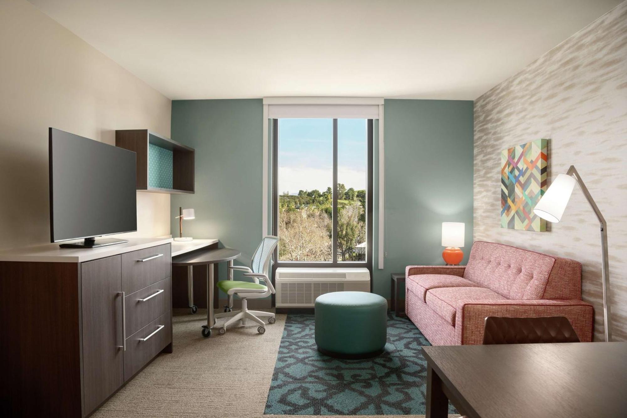 Home2 Suites By Hilton Woodland Hills Los Angeles Bagian luar foto